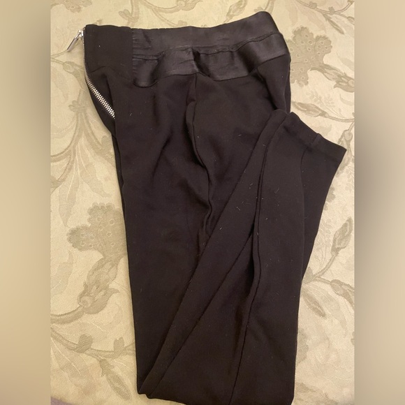 Bebe Skinny High Elastic Stretch Waist Zipper Front Black Pants XS TP - US Made - Picture 8 of 16